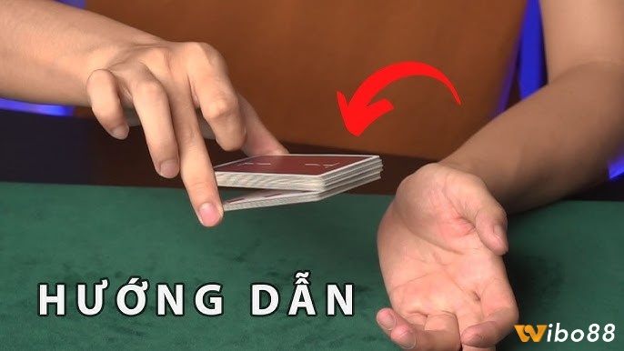 Tìm hiểu thông tin cơ bản quy tắc chia bài Poker