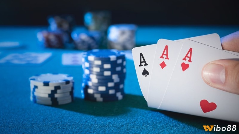 Cược thủ cần biết phán đoán bài đối thủ khi chơi Poker