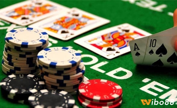 Nắm vững thứ tự bài poker để biết khi nào nên bỏ khi nào nên cược thêm